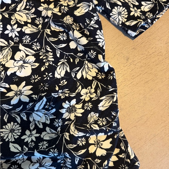 Free People Intimately Black White Floral Off Shoulder Floral Bodysuit. SZ L - Picture 4 of 8
